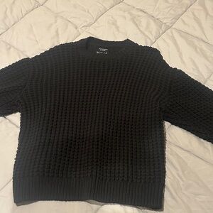 Abercrombie & Fitch Men's Textured Black Crewneck Sweater